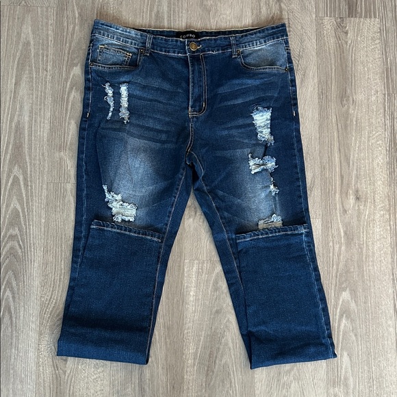 Distressed Blue Jeans Sz 34 - Picture 2 of 6
